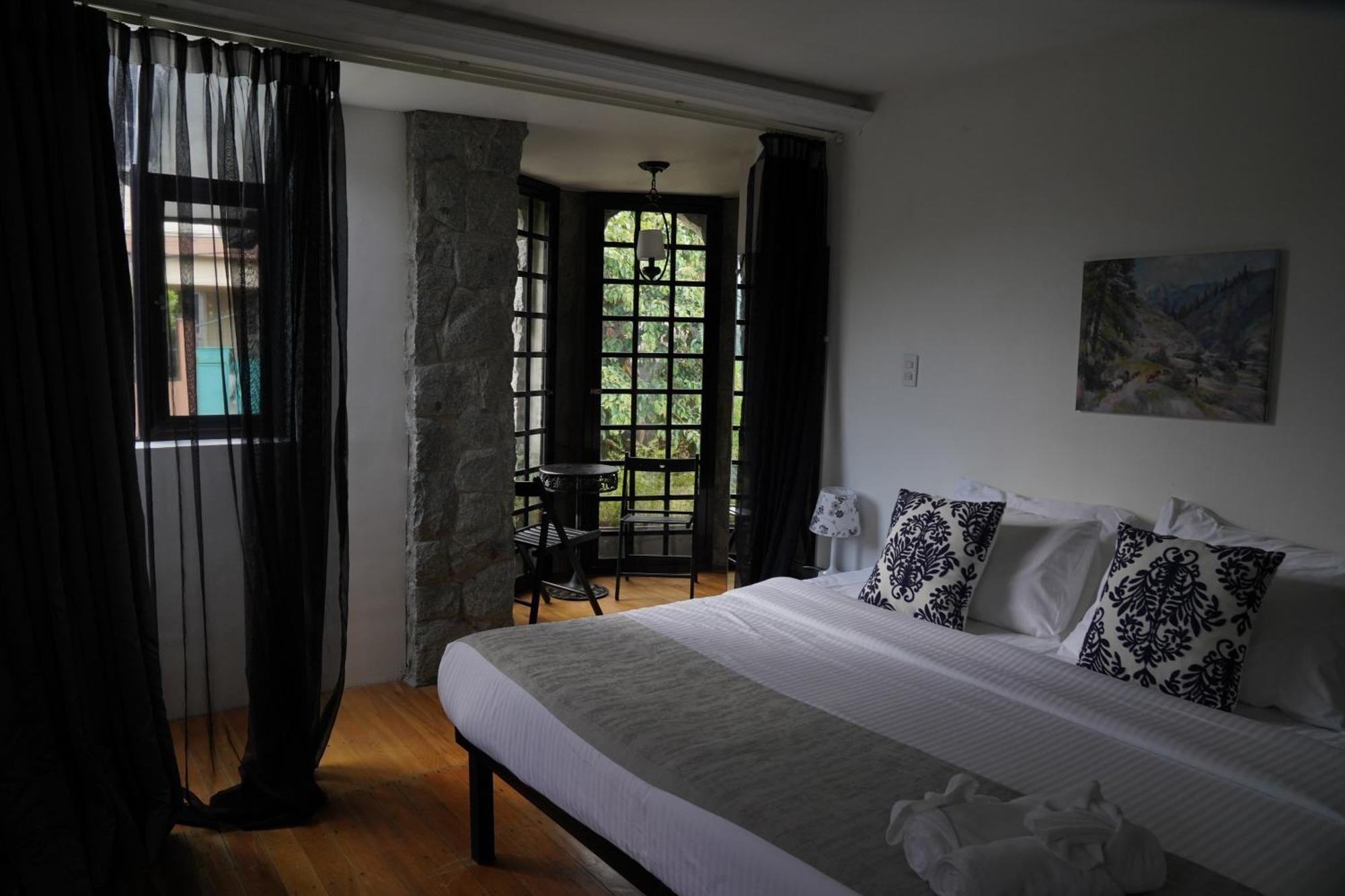 Tudor In The Pines Villa Baguio City Eksteriør bilde